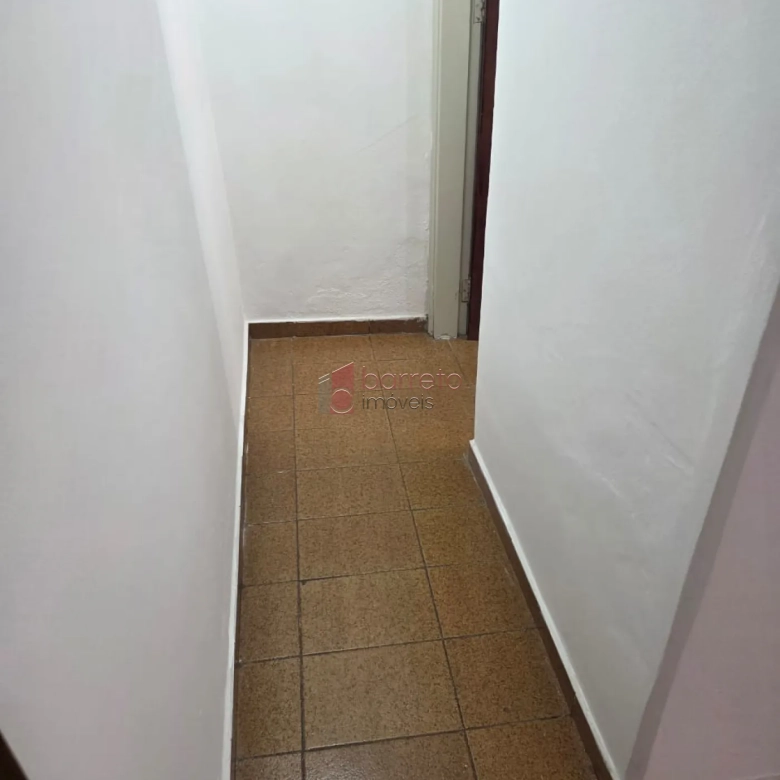 CASA RESIDENCIAL E SALÃO COMERCIAL PARA LOCAÇÃO NO CENTRO – JUNDIAÍ/SP