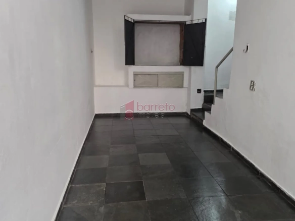 CASA RESIDENCIAL E SALÃO COMERCIAL PARA LOCAÇÃO NO CENTRO – JUNDIAÍ/SP