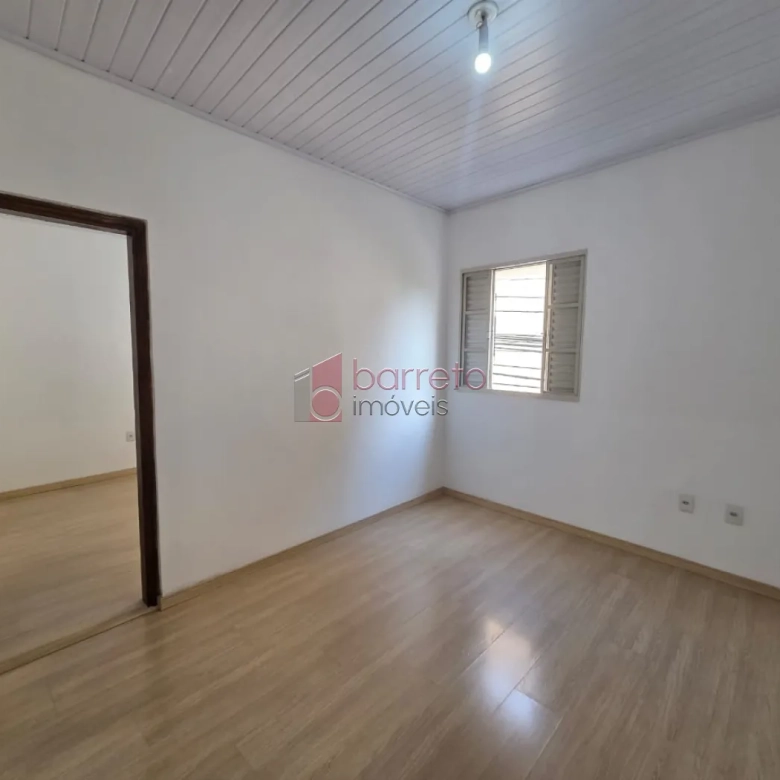 CASA RESIDENCIAL E SALÃO COMERCIAL PARA LOCAÇÃO NO CENTRO – JUNDIAÍ/SP