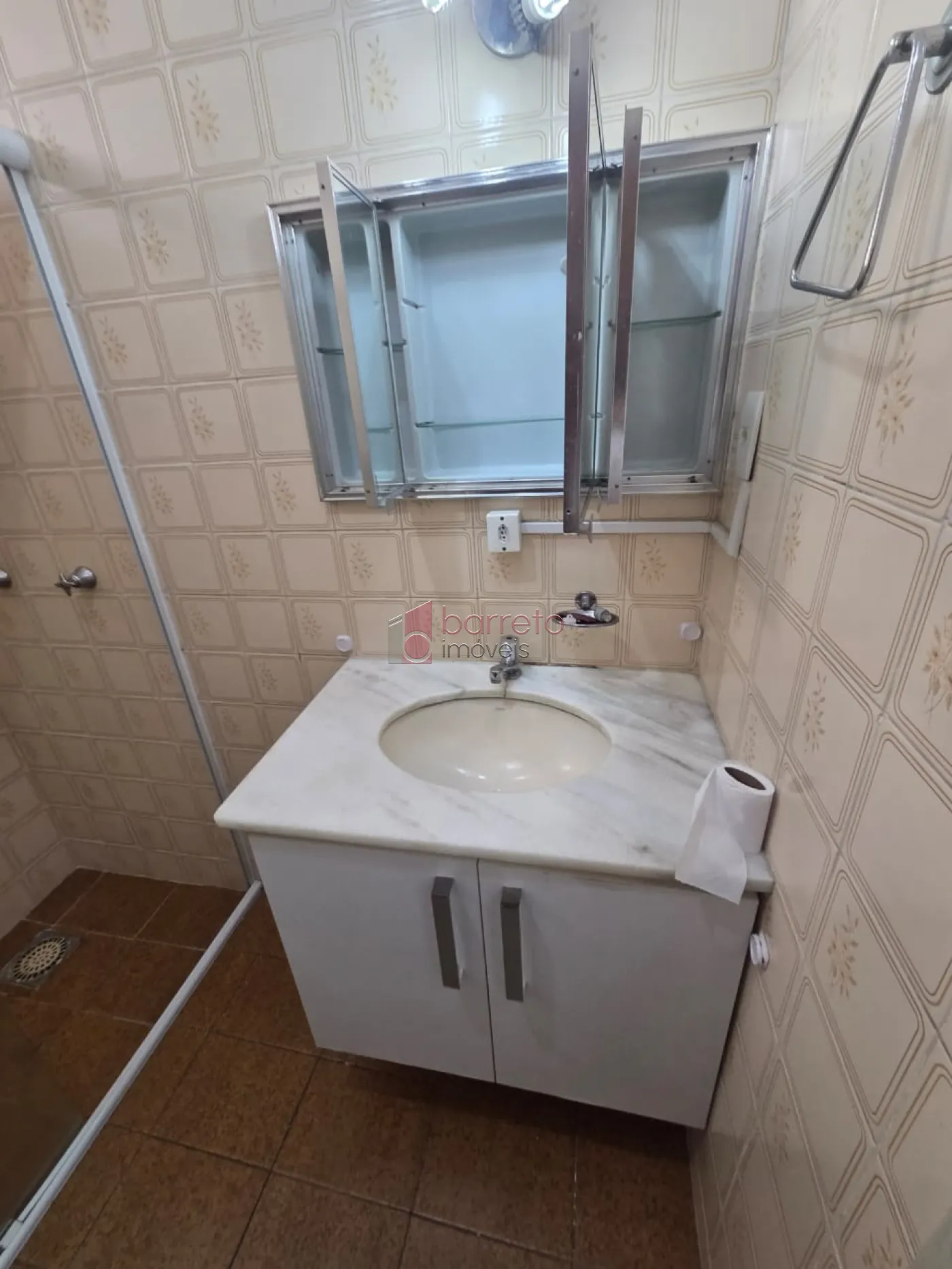 CASA RESIDENCIAL E SALÃO COMERCIAL PARA LOCAÇÃO NO CENTRO – JUNDIAÍ/SP