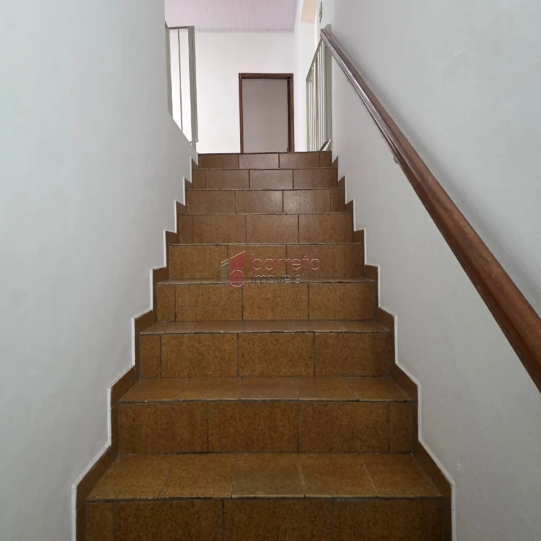 CASA RESIDENCIAL E SALÃO COMERCIAL PARA LOCAÇÃO NO CENTRO – JUNDIAÍ/SP