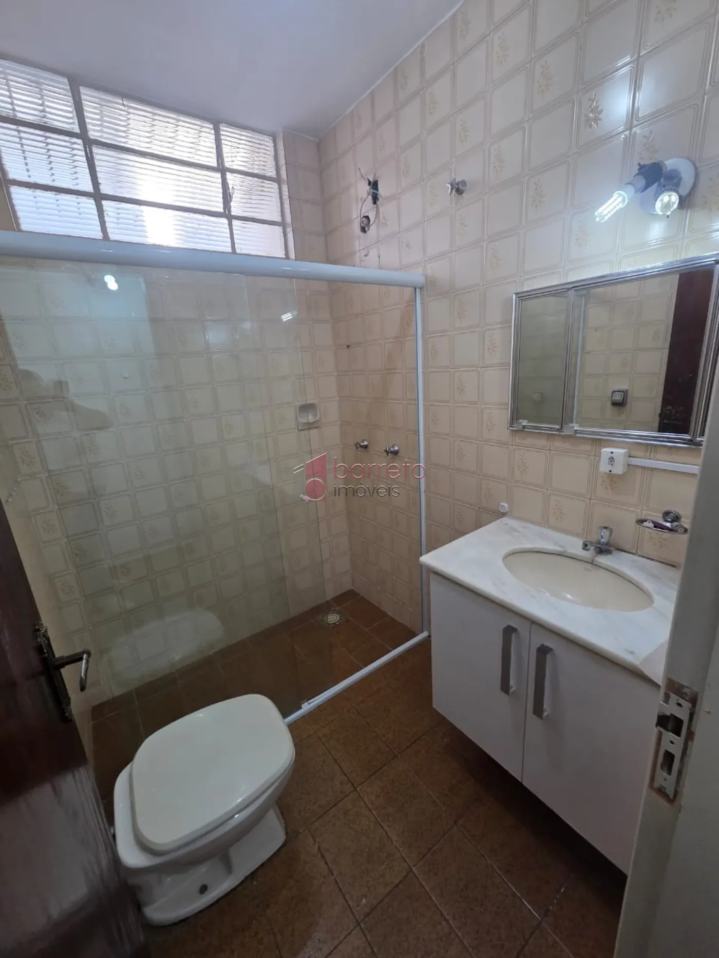 CASA RESIDENCIAL E SALÃO COMERCIAL PARA LOCAÇÃO NO CENTRO – JUNDIAÍ/SP