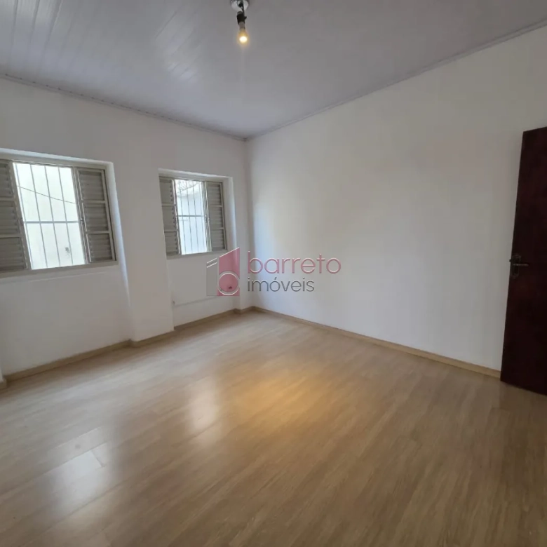 CASA RESIDENCIAL E SALÃO COMERCIAL PARA LOCAÇÃO NO CENTRO – JUNDIAÍ/SP