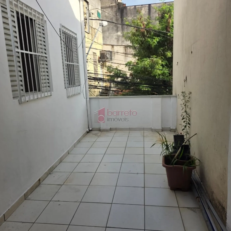 CASA RESIDENCIAL E SALÃO COMERCIAL PARA LOCAÇÃO NO CENTRO – JUNDIAÍ/SP