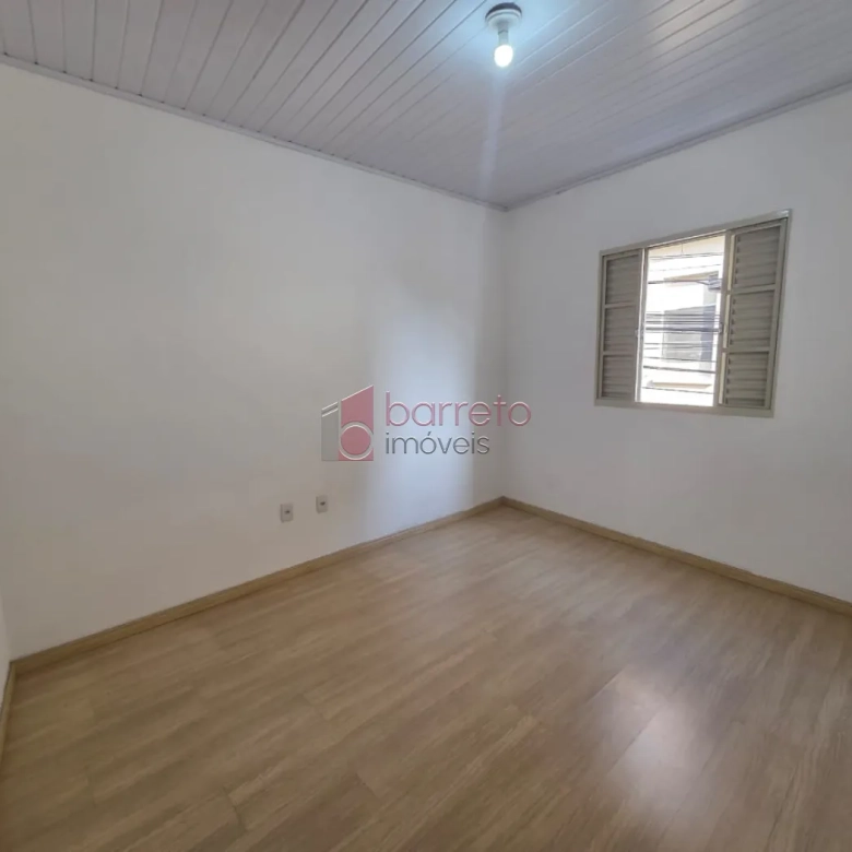CASA RESIDENCIAL E SALÃO COMERCIAL PARA LOCAÇÃO NO CENTRO – JUNDIAÍ/SP