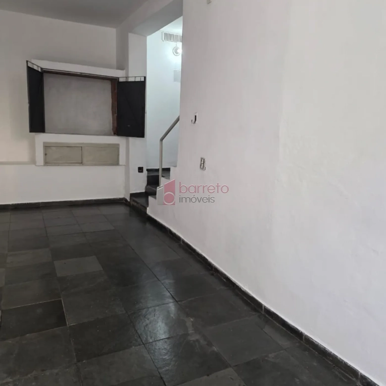 CASA RESIDENCIAL E SALÃO COMERCIAL PARA LOCAÇÃO NO CENTRO – JUNDIAÍ/SP