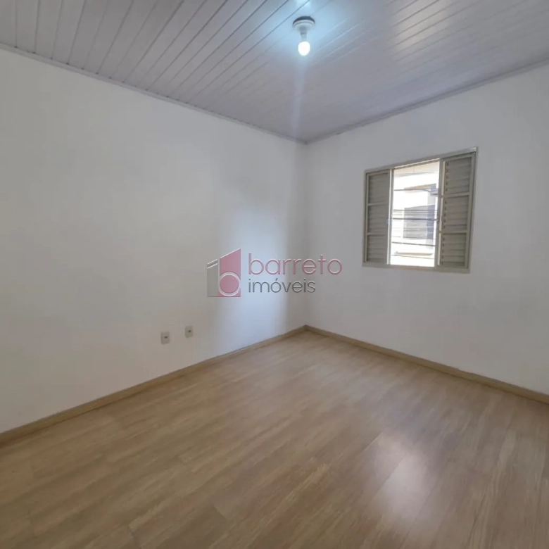 CASA RESIDENCIAL E SALÃO COMERCIAL PARA LOCAÇÃO NO CENTRO – JUNDIAÍ/SP