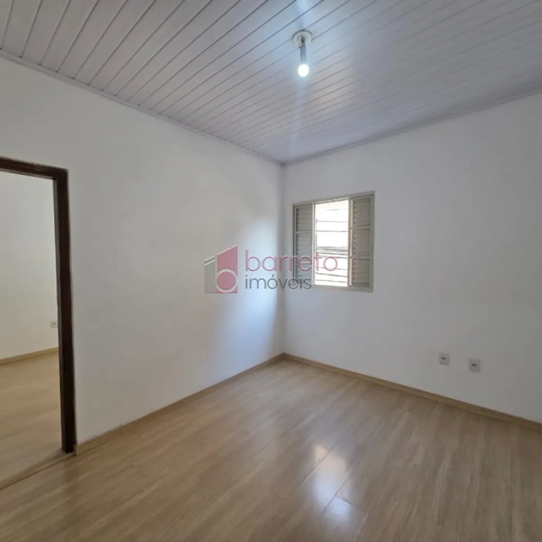 CASA RESIDENCIAL E SALÃO COMERCIAL PARA LOCAÇÃO NO CENTRO – JUNDIAÍ/SP