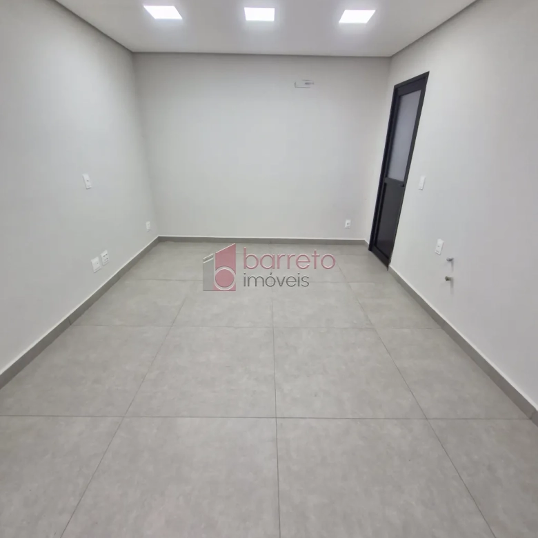 SOBRADO COMERCIAL COM ENTRADA COMPARTILHADA NO CENTRO – JUNDIAÍ/SP