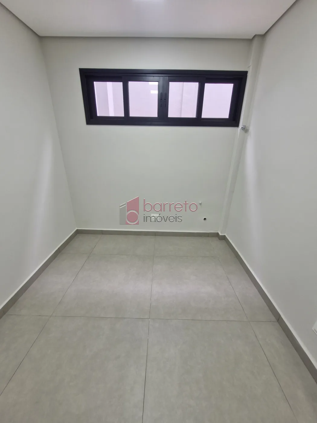 SOBRADO COMERCIAL COM ENTRADA COMPARTILHADA NO CENTRO – JUNDIAÍ/SP