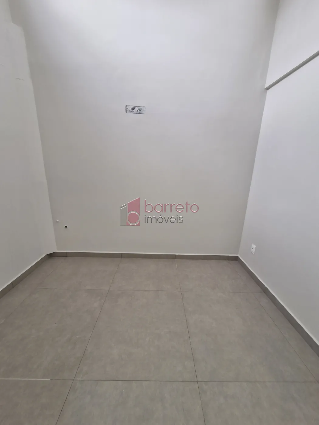 SOBRADO COMERCIAL COM ENTRADA COMPARTILHADA NO CENTRO – JUNDIAÍ/SP
