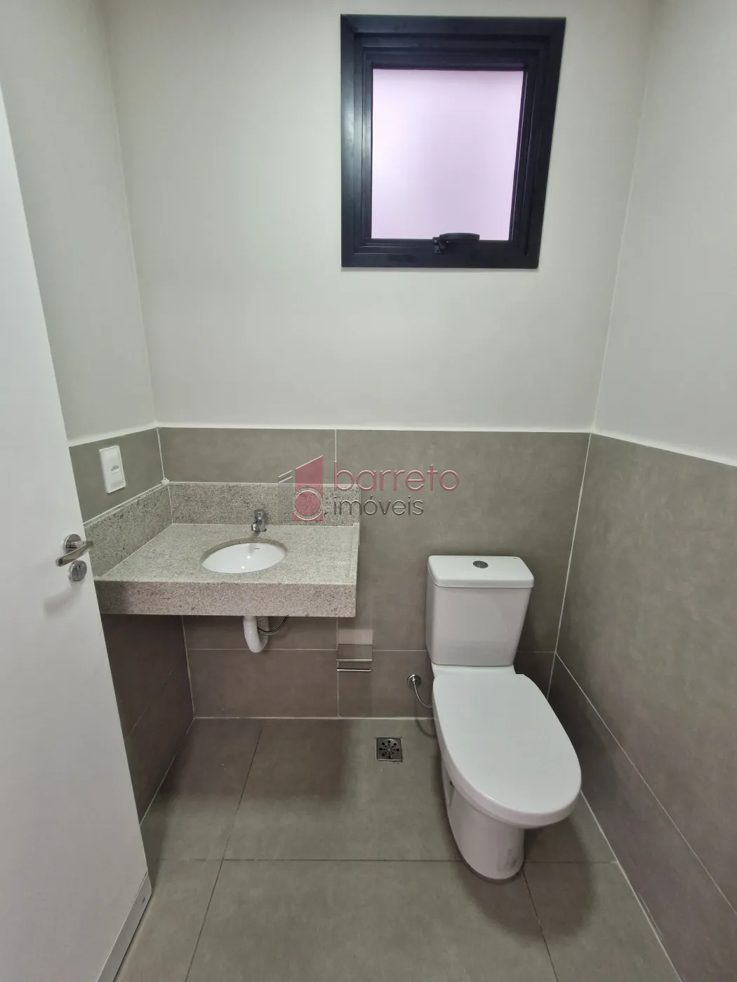 SOBRADO COMERCIAL COM ENTRADA COMPARTILHADA NO CENTRO – JUNDIAÍ/SP