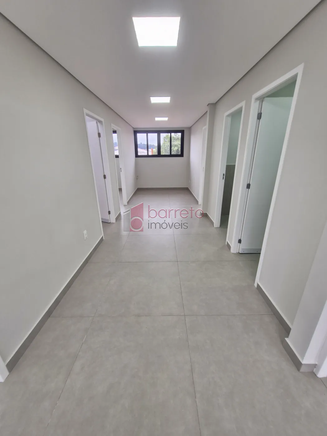 SOBRADO COMERCIAL COM ENTRADA COMPARTILHADA NO CENTRO – JUNDIAÍ/SP