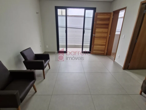 CASA COMERCIAL COM ENTRADA COMPARTILHADA PARA LOCAÇÃO NO CENTRO – JUNDIAÍ/SP