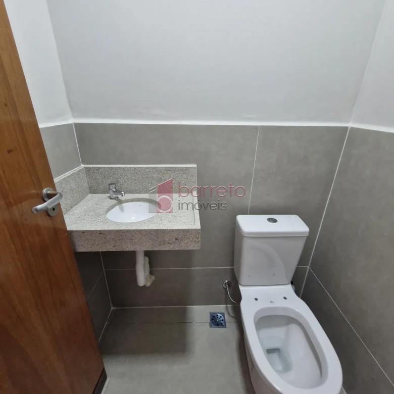 CASA COMERCIAL COM ENTRADA COMPARTILHADA PARA LOCAÇÃO NO CENTRO – JUNDIAÍ/SP