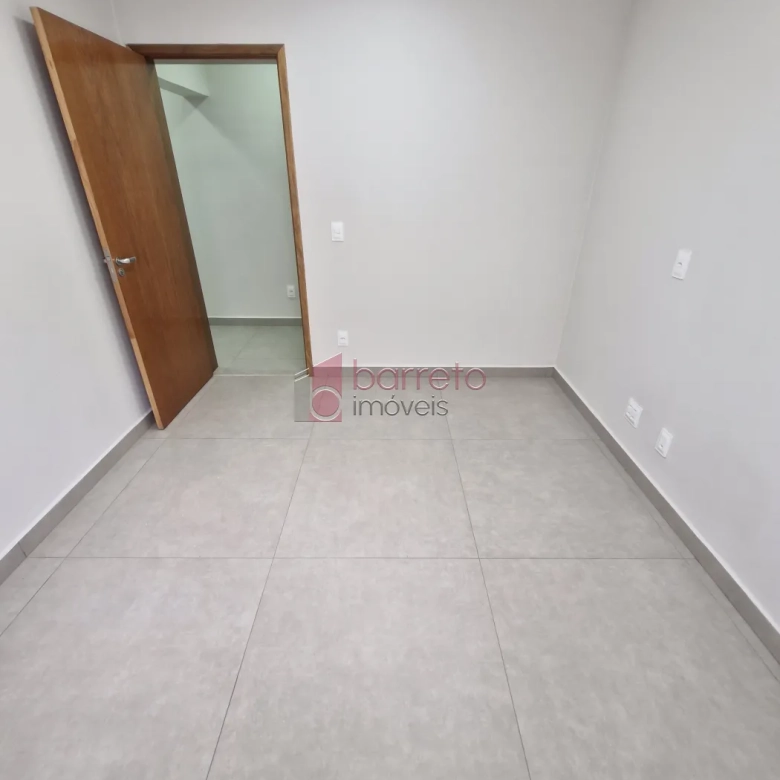 CASA COMERCIAL COM ENTRADA COMPARTILHADA PARA LOCAÇÃO NO CENTRO – JUNDIAÍ/SP