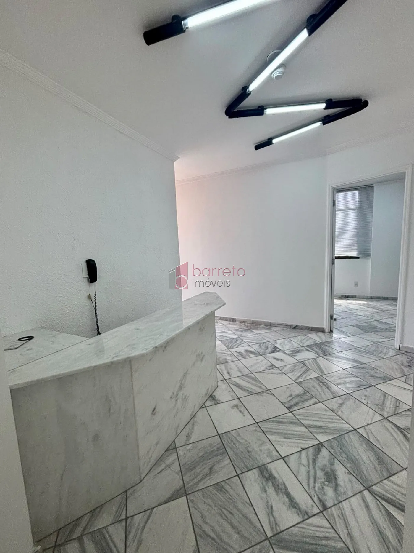 SALA COMERCIAL À VENDA NO CONDOMÍNIO ACMCJ EM JUNDIAÍ/SP