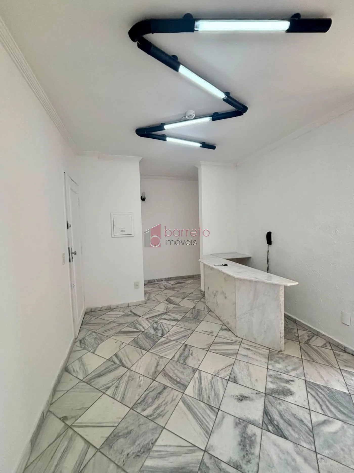 SALA COMERCIAL À VENDA NO CONDOMÍNIO ACMCJ EM JUNDIAÍ/SP