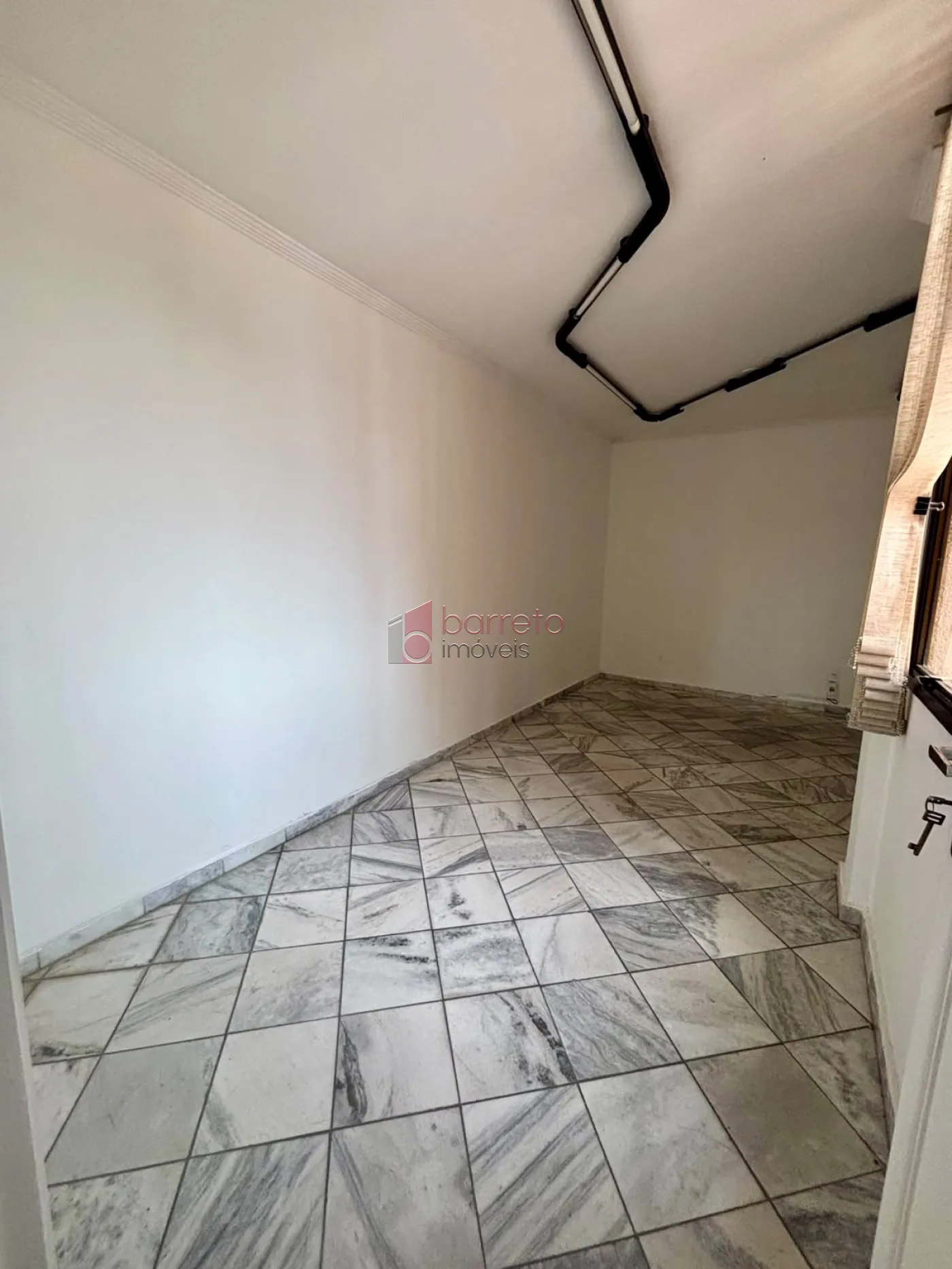 SALA COMERCIAL À VENDA NO CONDOMÍNIO ACMCJ EM JUNDIAÍ/SP