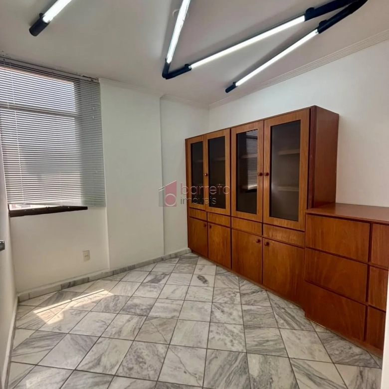 SALA COMERCIAL À VENDA NO CONDOMÍNIO ACMCJ EM JUNDIAÍ/SP