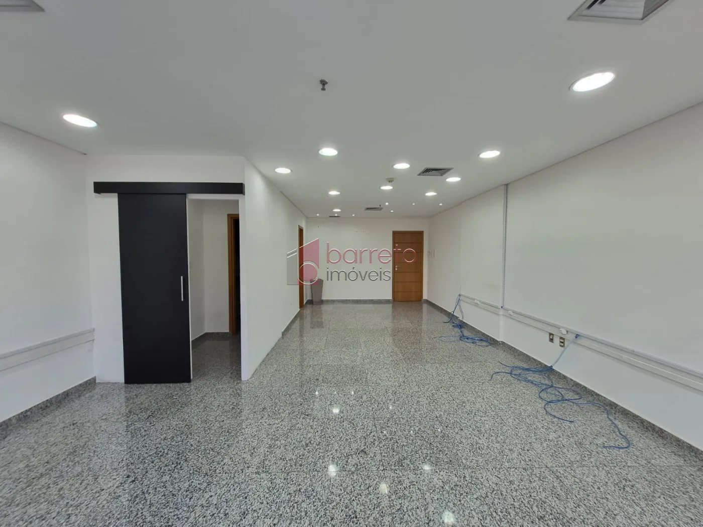 SALA COMERCIAL À VENDA  –  UNIT MALL CHÁCARA URBANA | JUNDIAÍ/SP