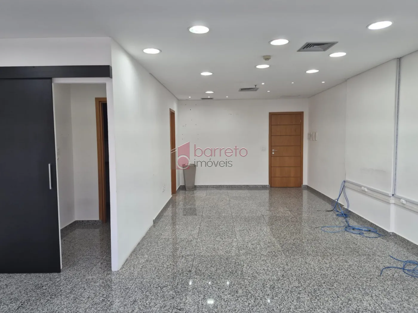 SALA COMERCIAL À VENDA  –  UNIT MALL CHÁCARA URBANA | JUNDIAÍ/SP