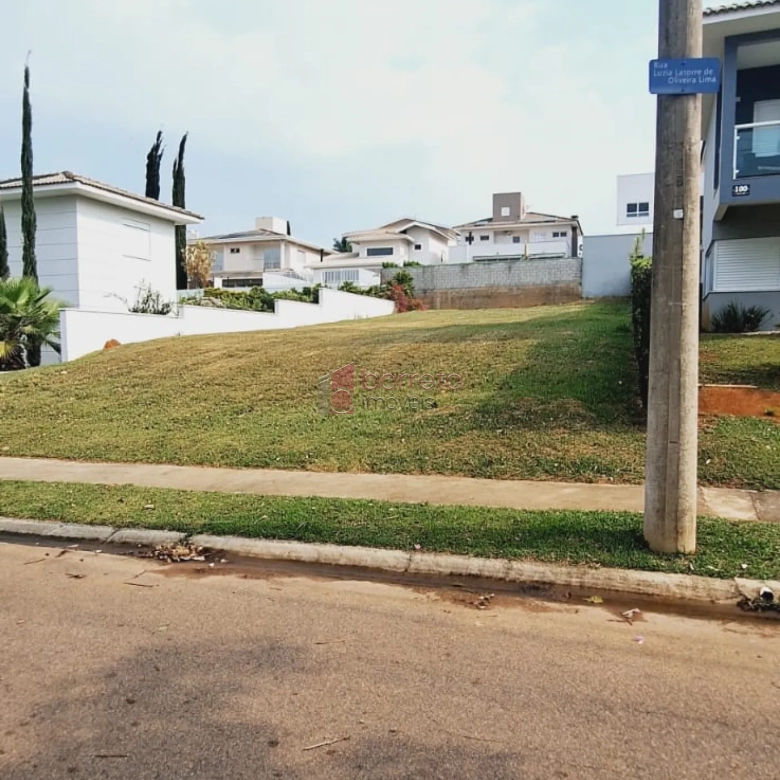 TERRENO À VENDA NO CONDOMÍNIO RESERVA DA SERRA EM JUNDIAÍ/SP