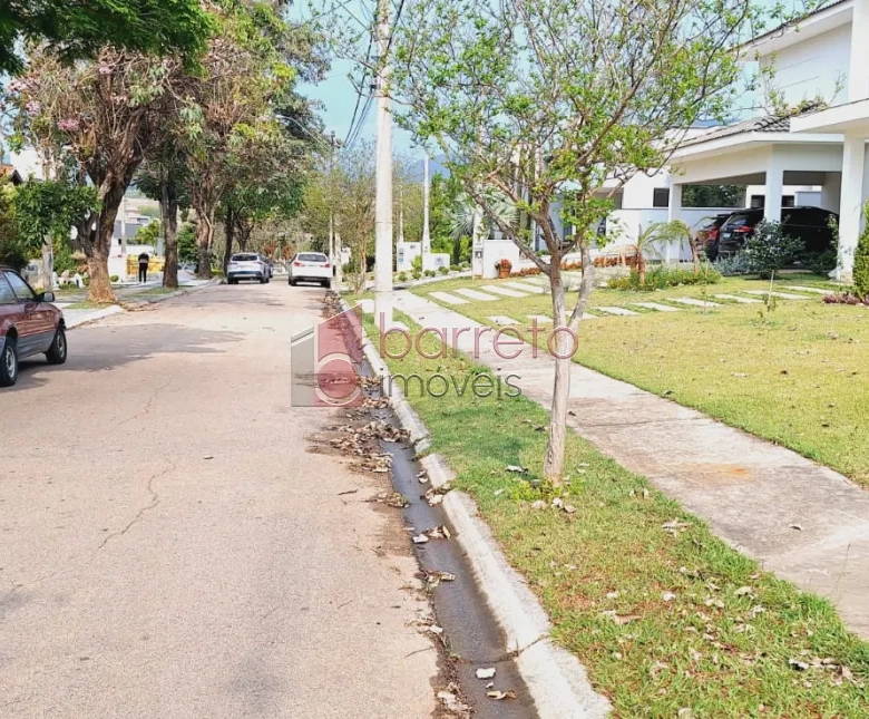 TERRENO À VENDA NO CONDOMÍNIO RESERVA DA SERRA EM JUNDIAÍ/SP