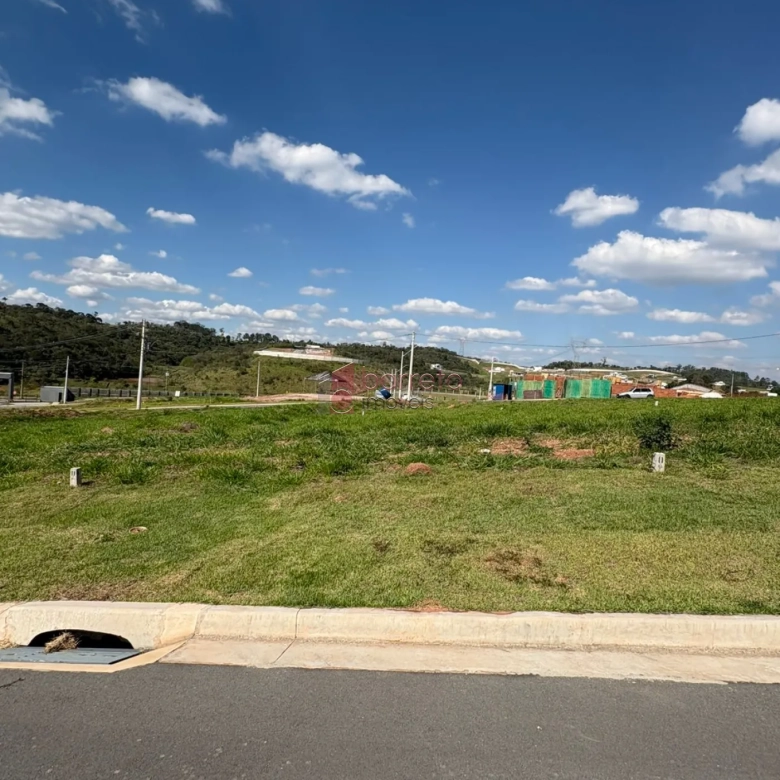 TERRENO À VENDA NO CONDOMÍNIO RESERVA DOS LAGOS NO BAIRRO CURRUPIRA EM JUNDIAÍ/SP