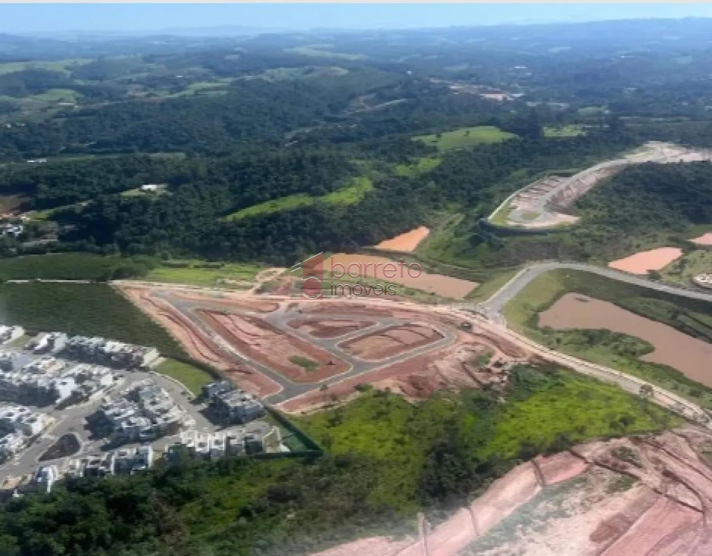 TERRENO À VENDA NO CONDOMÍNIO RESERVA DOS LAGOS NO BAIRRO CURRUPIRA EM JUNDIAÍ/SP