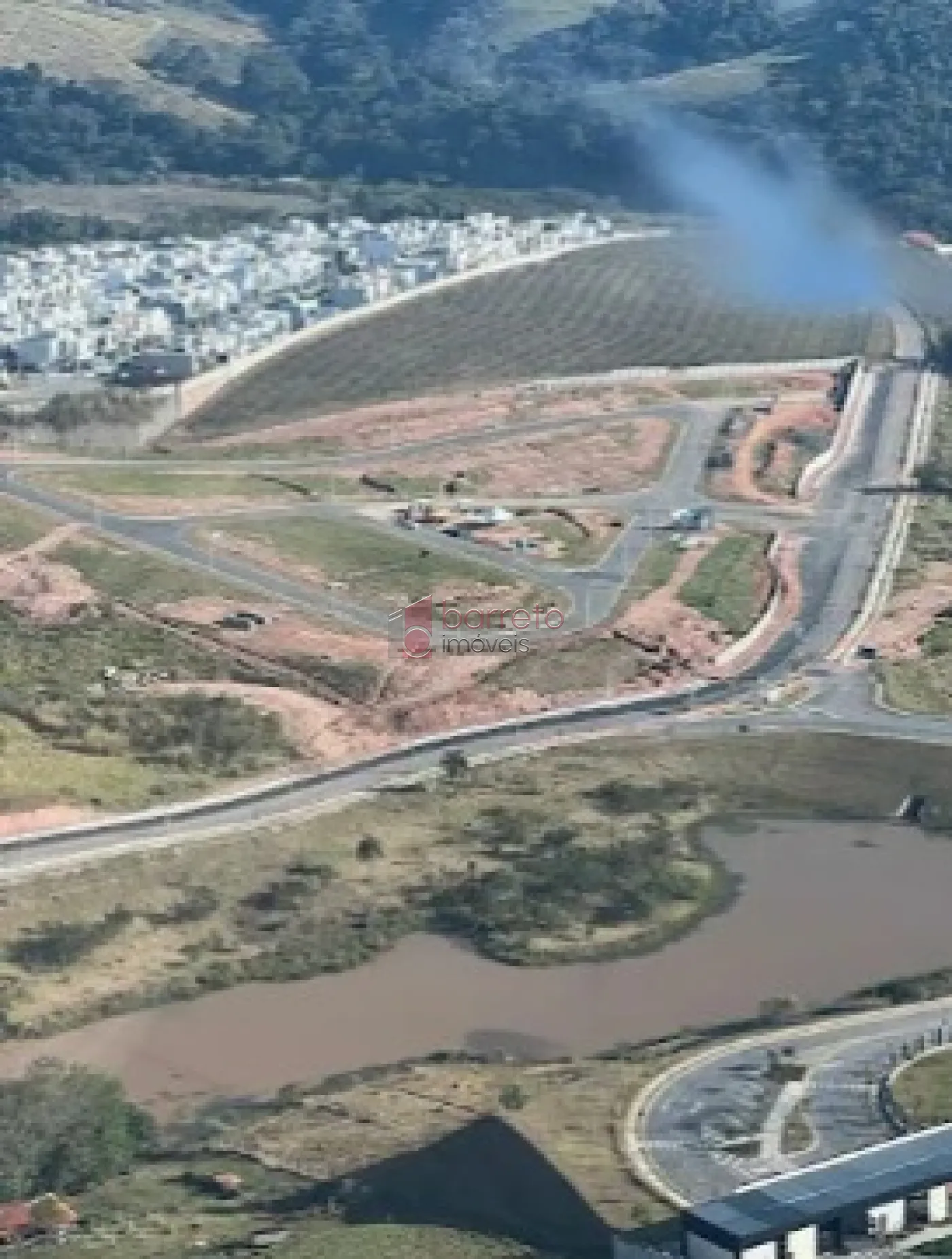 TERRENO À VENDA NO CONDOMÍNIO RESERVA DOS LAGOS NO BAIRRO CURRUPIRA EM JUNDIAÍ/SP