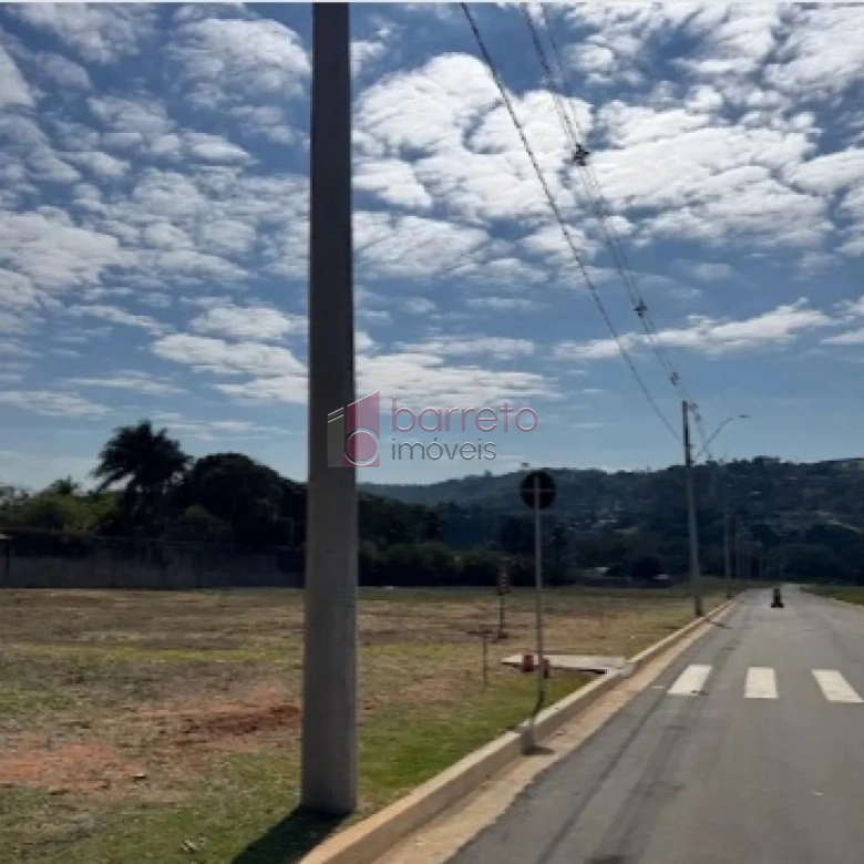 TERRENO À VENDA NO CONDOMÍNIO RESERVA DOS LAGOS NO BAIRRO CURRUPIRA EM JUNDIAÍ/SP