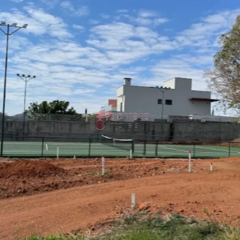 TERRENO À VENDA NO CONDOMÍNIO RESERVA DOS LAGOS NO BAIRRO CURRUPIRA EM JUNDIAÍ/SP