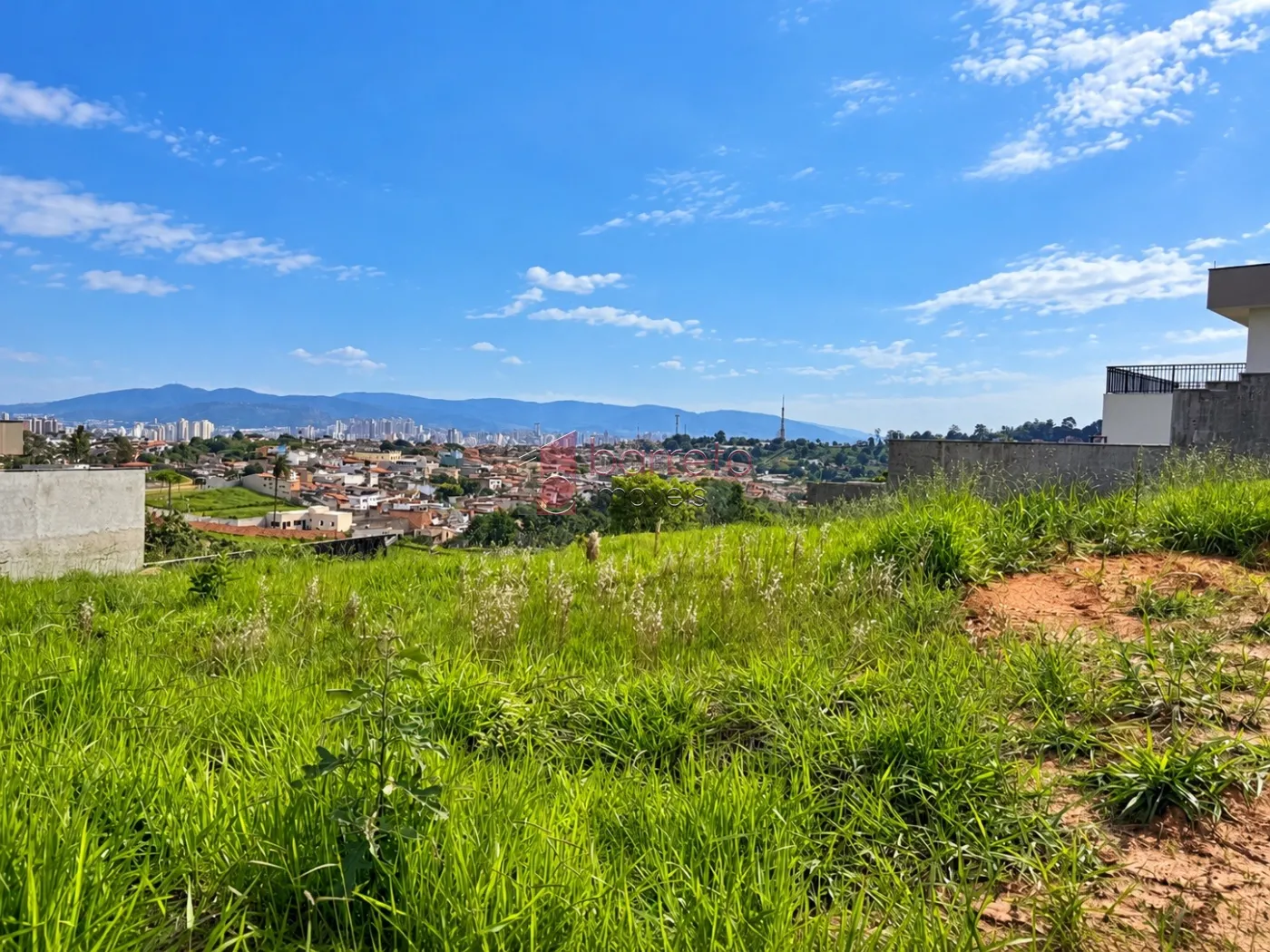 TERRENO À VENDA NO CONDOMÍNIO PORTAL DO SOL – JARDIM TARUMÃ – JUNDIAÍ/SP