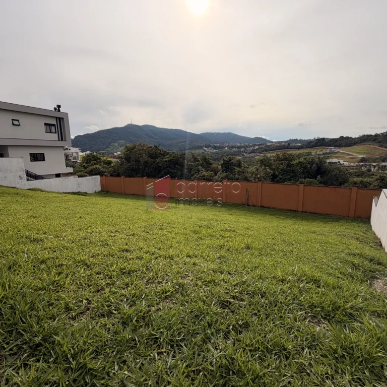 TERRENO À VENDA NO CONDOMÍNIO ALPHAVILLE 1 – JUNDIAÍ/SP