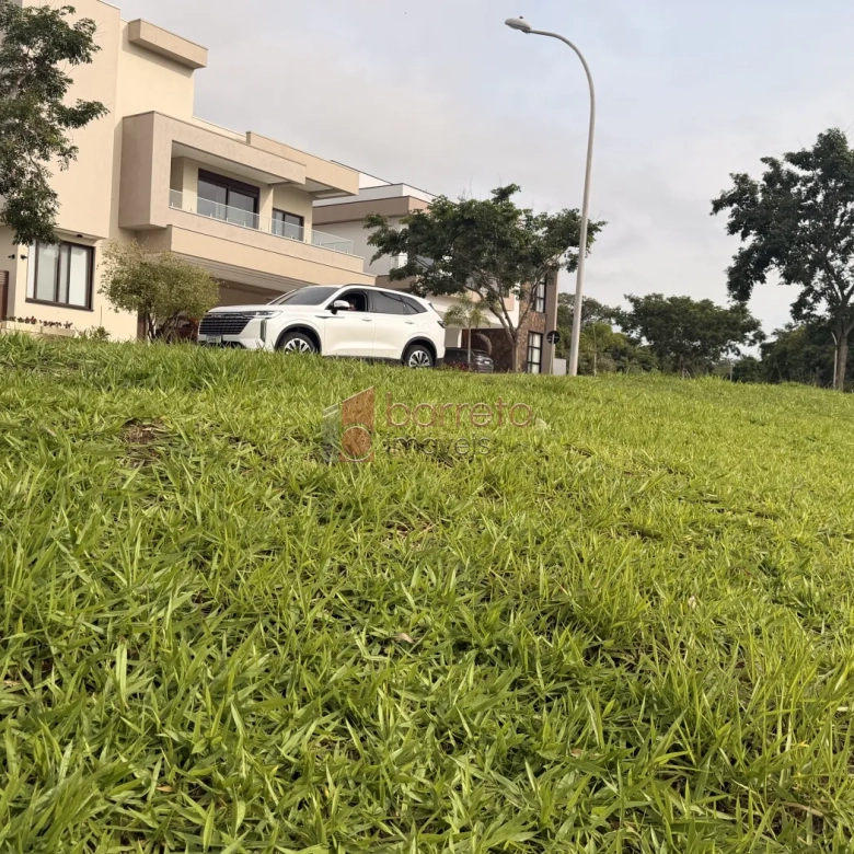 TERRENO À VENDA NO CONDOMÍNIO ALPHAVILLE 1 – JUNDIAÍ/SP