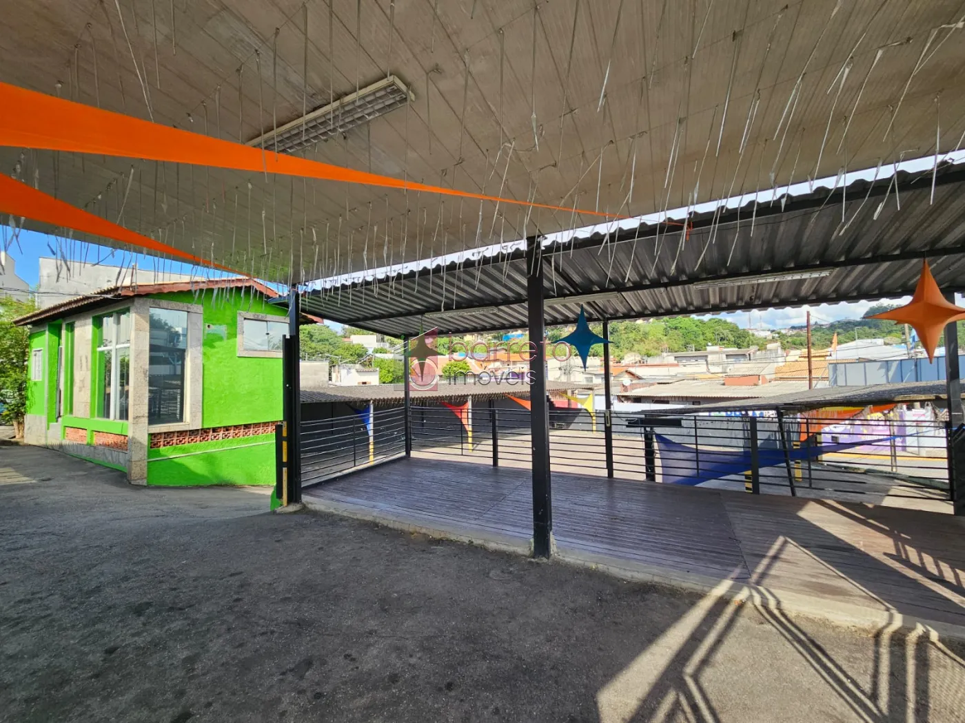 LOJA COM 716 M² DE CONSTRUÇÃO À VENDA NA AV. FERNANDO PAES LEME – CENTRO DE VÁRZEA PAULISTA/SP