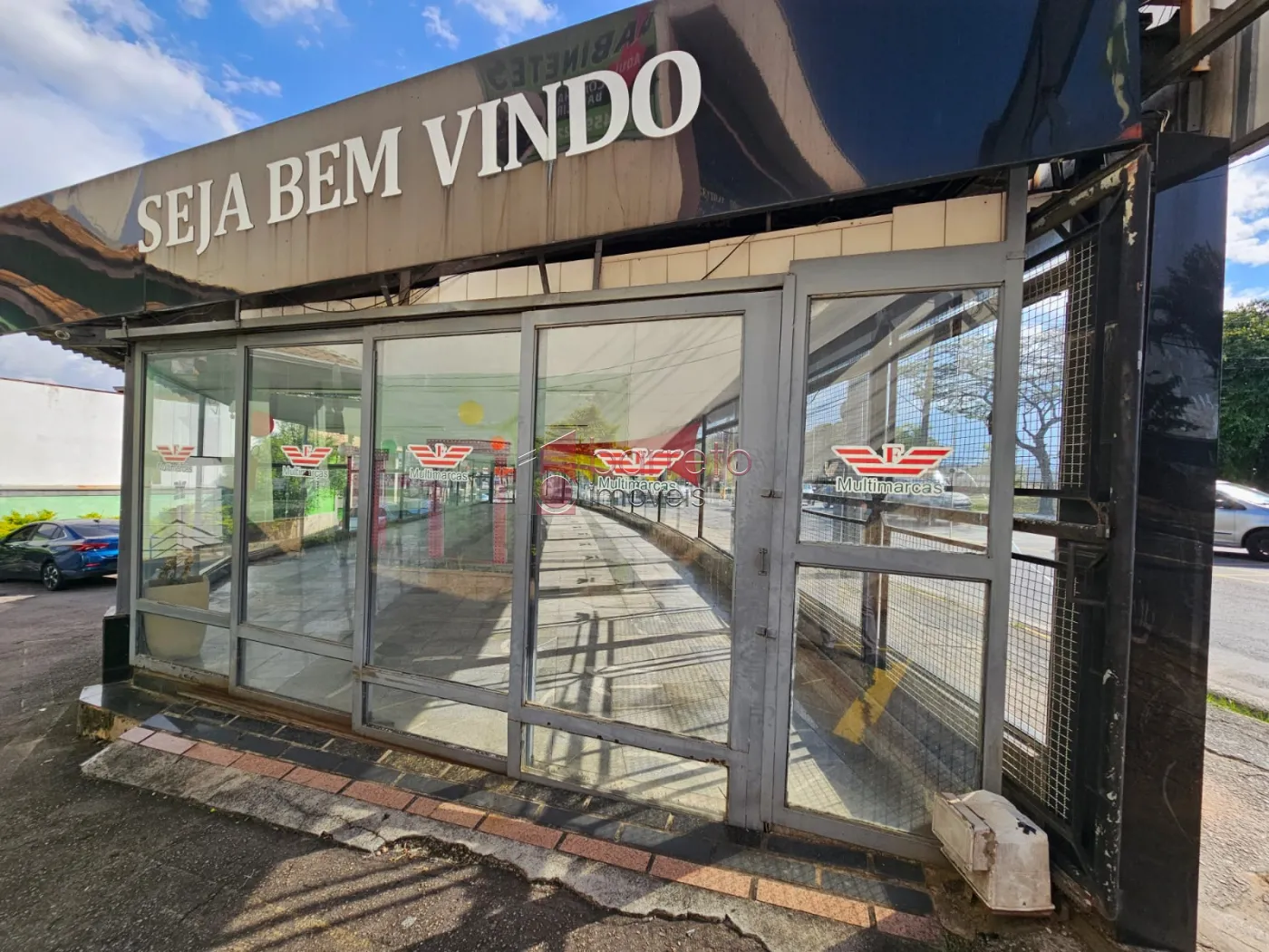 LOJA COM 716 M² DE CONSTRUÇÃO À VENDA NA AV. FERNANDO PAES LEME – CENTRO DE VÁRZEA PAULISTA/SP