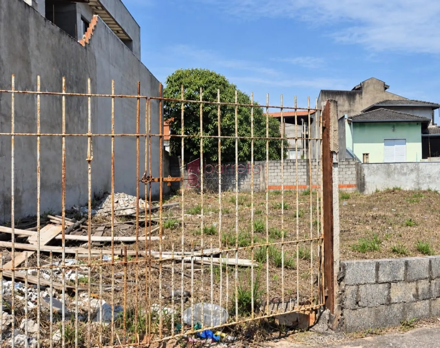 TERRENO PARA USO RESIDENCIAL OU COMERCIAL À VENDA NO JARDIM DAS PALMEIRAS EM VÁRZEA PAULISTA/SP