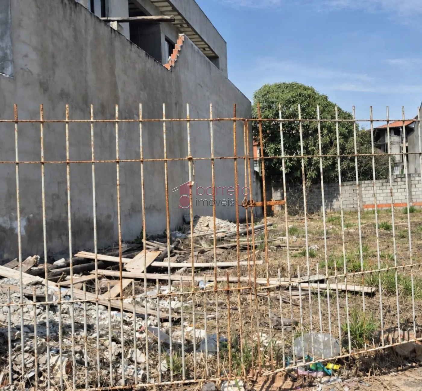 TERRENO PARA USO RESIDENCIAL OU COMERCIAL À VENDA NO JARDIM DAS PALMEIRAS EM VÁRZEA PAULISTA/SP